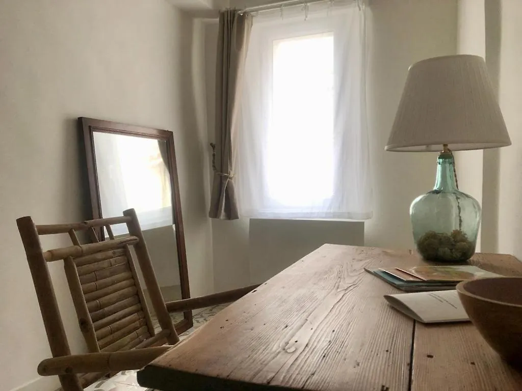 Le Couvent Des Ecrevisses Bed & Breakfast Barjols